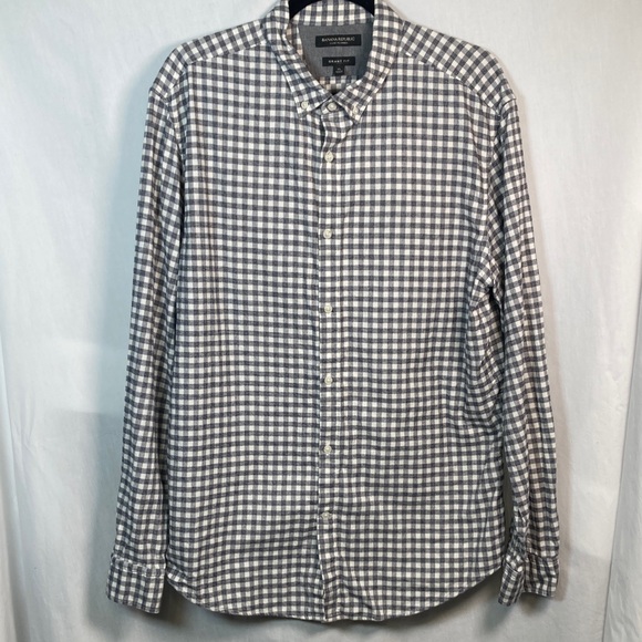 Banana Republic Other - Banana Republic Luxe Flannel Grant Fit Black and White Checkered Shirt
